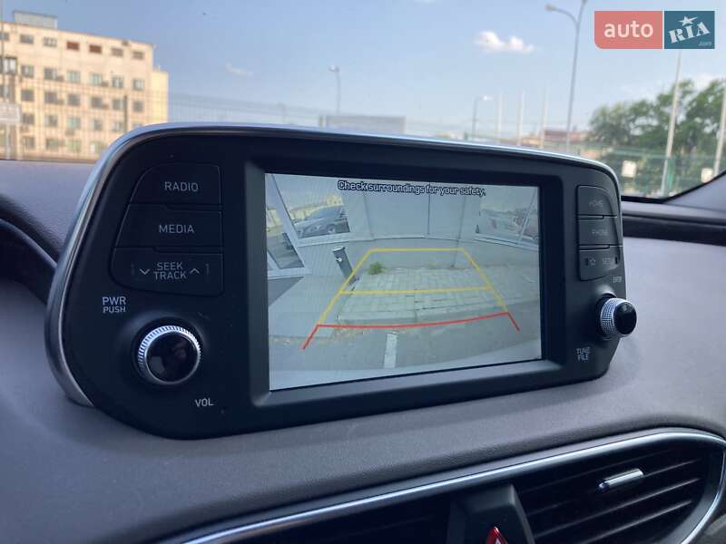 Позашляховик / Кросовер Hyundai Santa FE 2019 в Києві