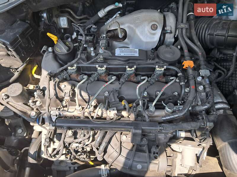 Позашляховик / Кросовер Hyundai Santa FE 2017 в Дніпрі