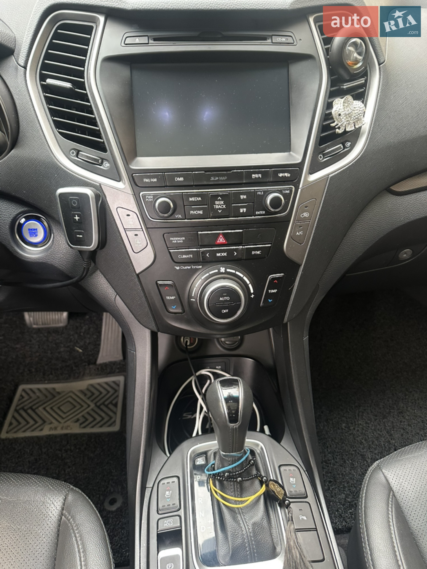 2017 Hyundai Santa Fe - мініатюра 14