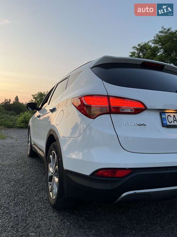 Позашляховик / Кросовер Hyundai Santa FE 2012 в Звенигородці