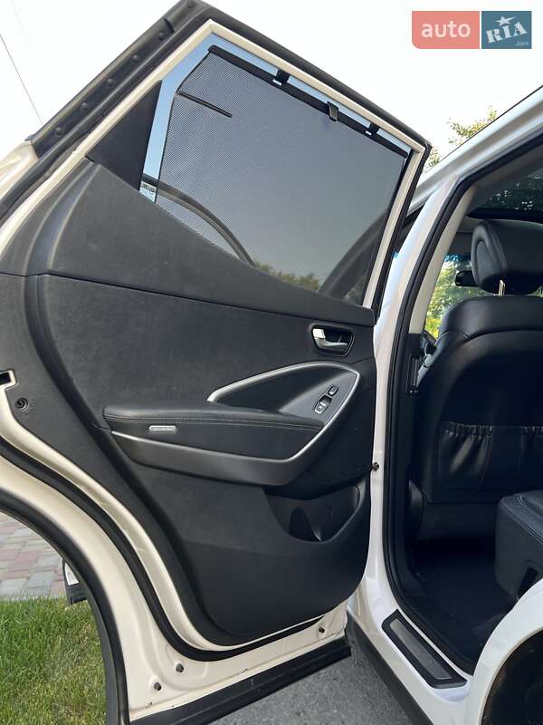 Позашляховик / Кросовер Hyundai Santa FE 2012 в Звенигородці