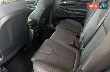 Внедорожник / Кроссовер Hyundai Santa FE 2021 в 