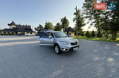 Внедорожник / Кроссовер Hyundai Santa FE 2011 в 