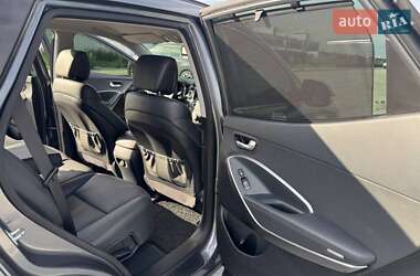 Внедорожник / Кроссовер Hyundai Santa FE 2015 в 