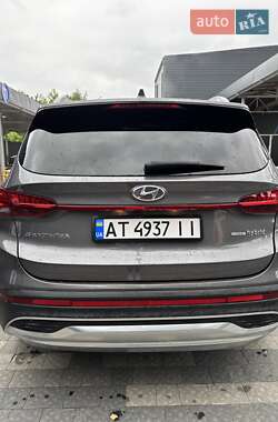 Внедорожник / Кроссовер Hyundai Santa FE 2022 в 