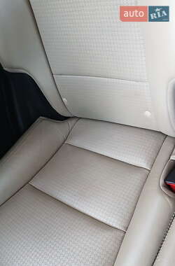 Внедорожник / Кроссовер Hyundai Santa FE 2015 в 