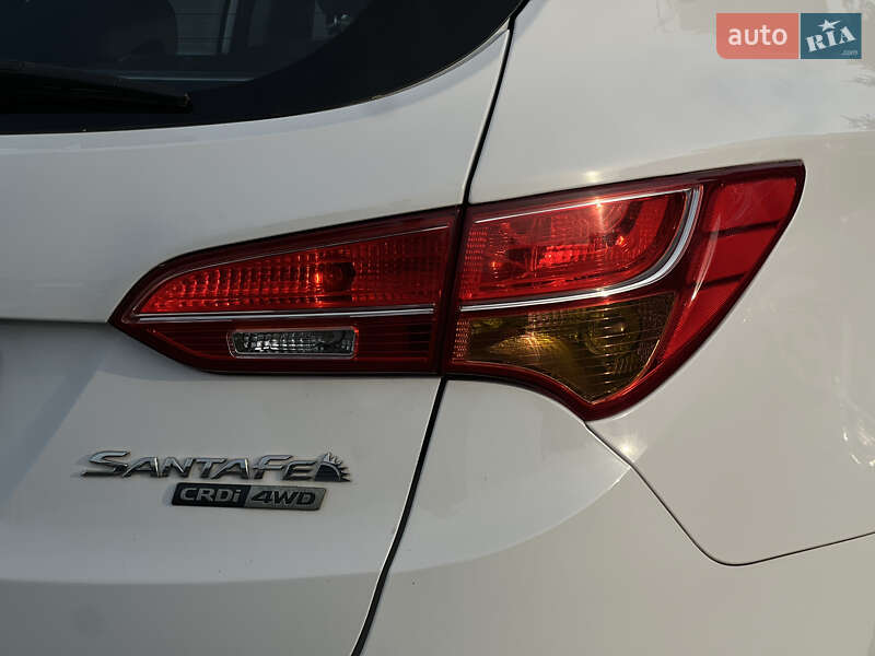 Позашляховик / Кросовер Hyundai Santa FE 2013 в Ужгороді