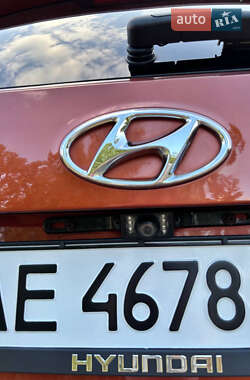Внедорожник / Кроссовер Hyundai Santa FE 2015 в 
