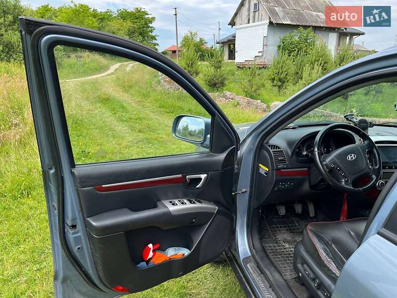 Позашляховик / Кросовер Hyundai Santa FE 2006 в Львові