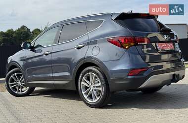 Позашляховик / Кросовер Hyundai Santa FE 2016 в 