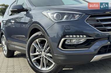Позашляховик / Кросовер Hyundai Santa FE 2016 в 