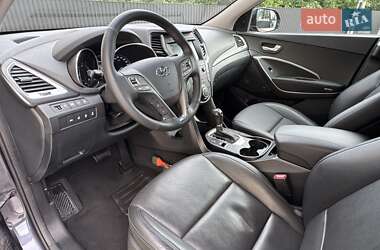Позашляховик / Кросовер Hyundai Santa FE 2016 в 