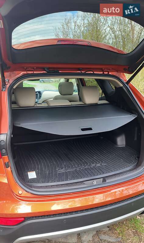 Внедорожник / Кроссовер Hyundai Santa FE 2015 в Житомире