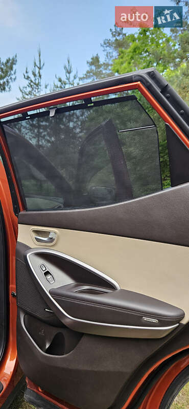 Внедорожник / Кроссовер Hyundai Santa FE 2015 в Житомире