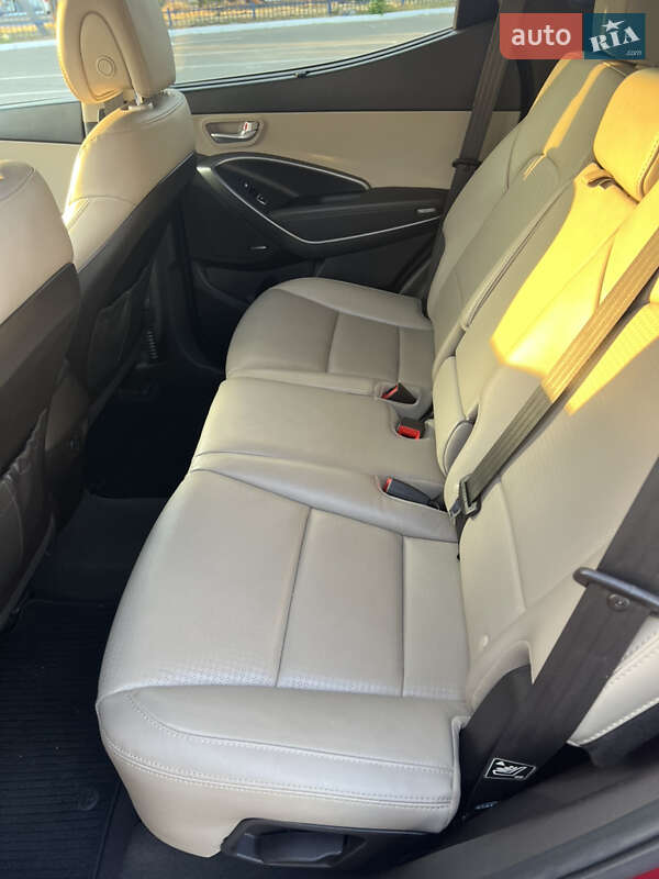 Позашляховик / Кросовер Hyundai Santa FE 2014 в Києві