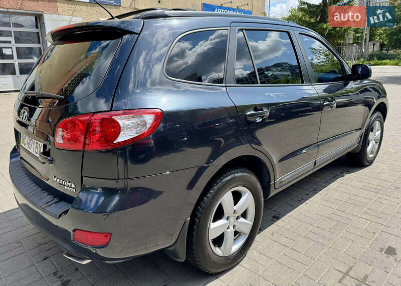 Позашляховик / Кросовер Hyundai Santa FE 2009 в Львові
