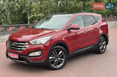 Позашляховик / Кросовер Hyundai Santa FE 2015 в Рівному