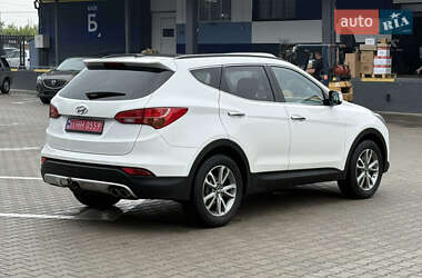 Внедорожник / Кроссовер Hyundai Santa FE 2014 в 