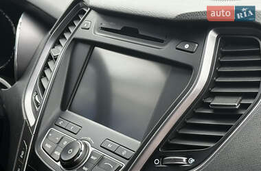 Внедорожник / Кроссовер Hyundai Santa FE 2014 в 
