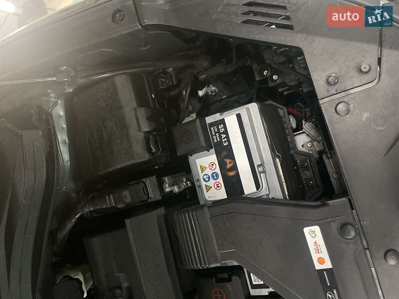 Позашляховик / Кросовер Hyundai Santa FE 2019 в Умані