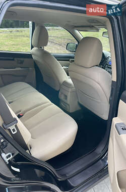 Позашляховик / Кросовер Hyundai Santa FE 2010 в 