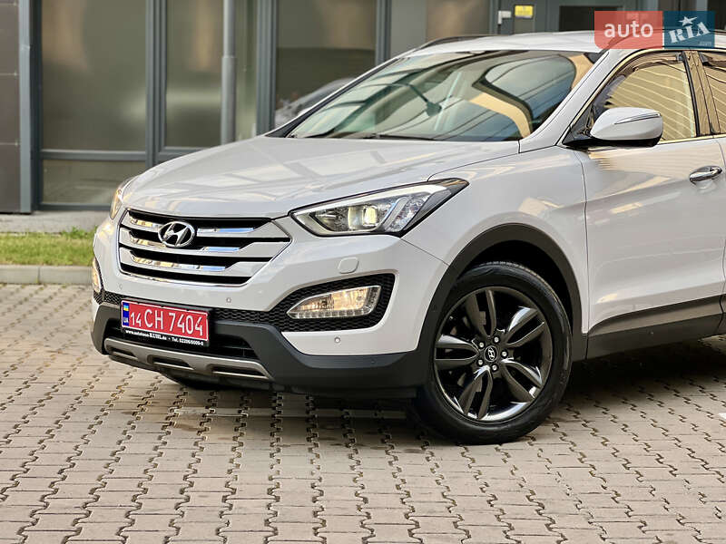 Позашляховик / Кросовер Hyundai Santa FE 2014 в Івано-Франківську