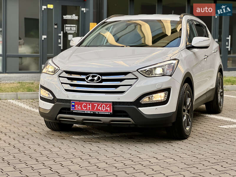 Позашляховик / Кросовер Hyundai Santa FE 2014 в Івано-Франківську