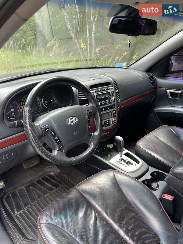 Позашляховик / Кросовер Hyundai Santa FE 2008 в Києві