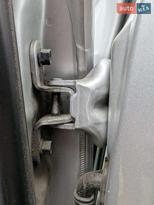 Позашляховик / Кросовер Hyundai Santa FE 2011 в Чернівцях