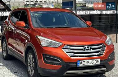 Позашляховик / Кросовер Hyundai Santa FE 2015 в Дніпрі