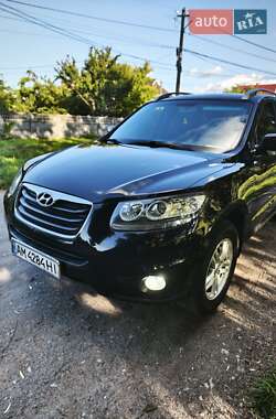 Внедорожник / Кроссовер Hyundai Santa FE 2011 в Житомире