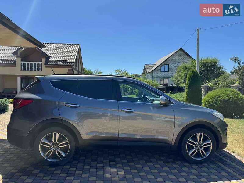 Позашляховик / Кросовер Hyundai Santa FE 2013 в Івано-Франківську