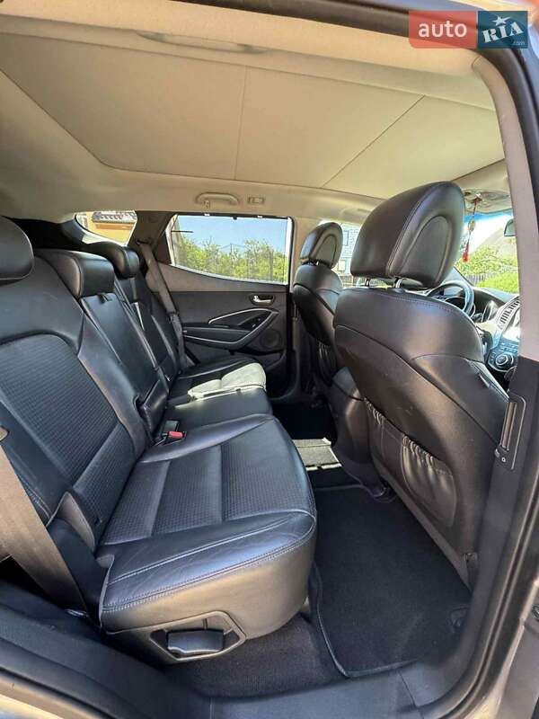 Позашляховик / Кросовер Hyundai Santa FE 2013 в Івано-Франківську