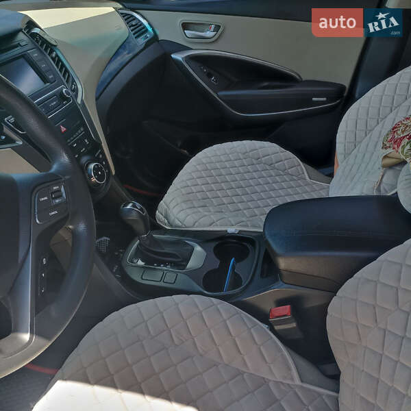 Позашляховик / Кросовер Hyundai Santa FE 2017 в Бучі