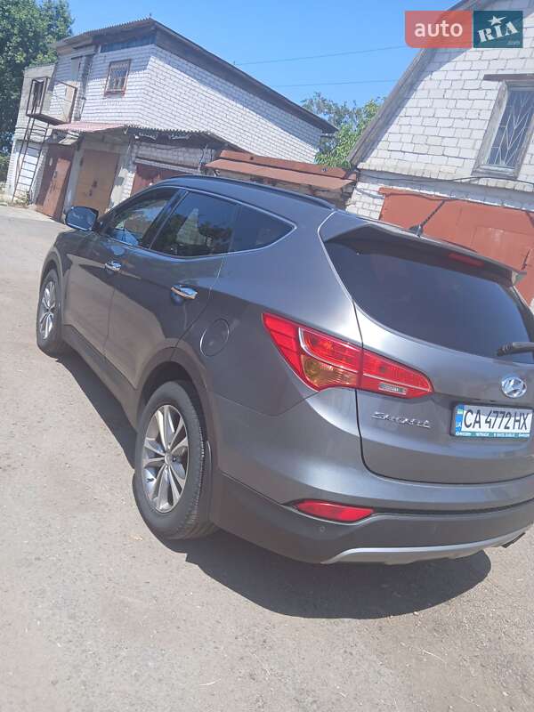 Позашляховик / Кросовер Hyundai Santa FE 2015 в Черкасах