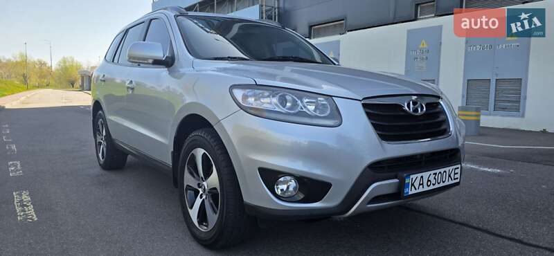 Позашляховик / Кросовер Hyundai Santa FE 2012 в Києві