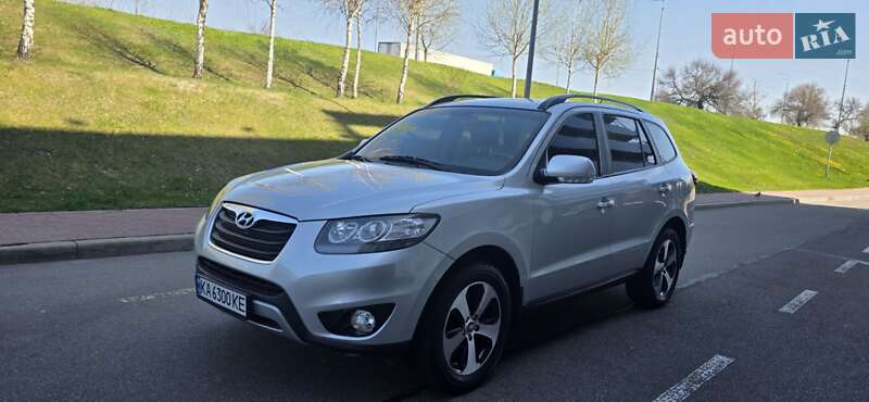 Позашляховик / Кросовер Hyundai Santa FE 2012 в Києві