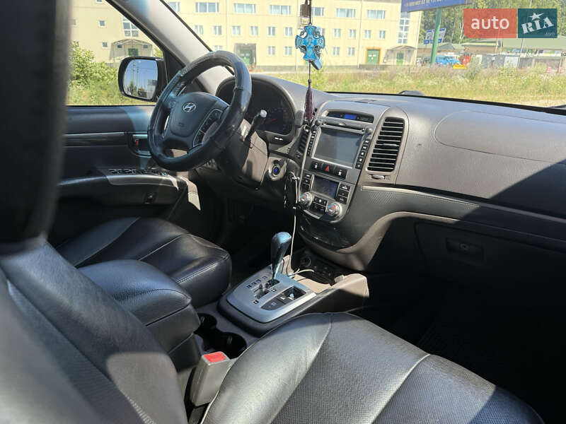 Позашляховик / Кросовер Hyundai Santa FE 2012 в Києві