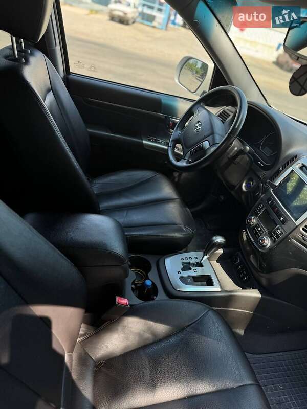 Внедорожник / Кроссовер Hyundai Santa FE 2011 в Крыжополе