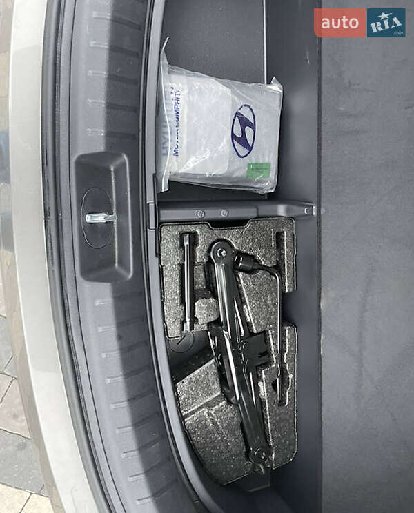 Позашляховик / Кросовер Hyundai Santa FE 2017 в Хмельницькому