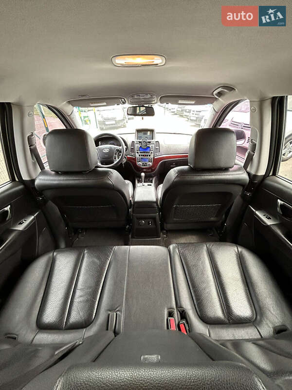 Внедорожник / Кроссовер Hyundai Santa FE 2011 в Сумах