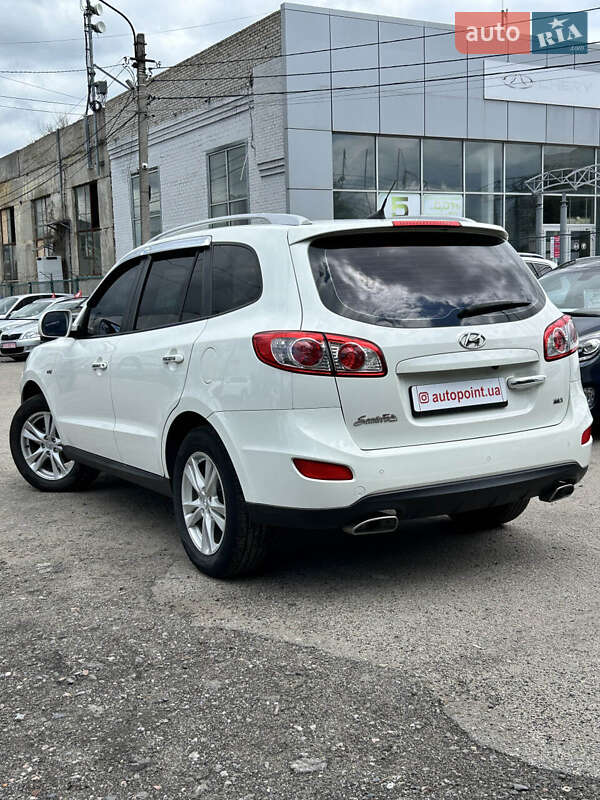 Внедорожник / Кроссовер Hyundai Santa FE 2011 в Сумах