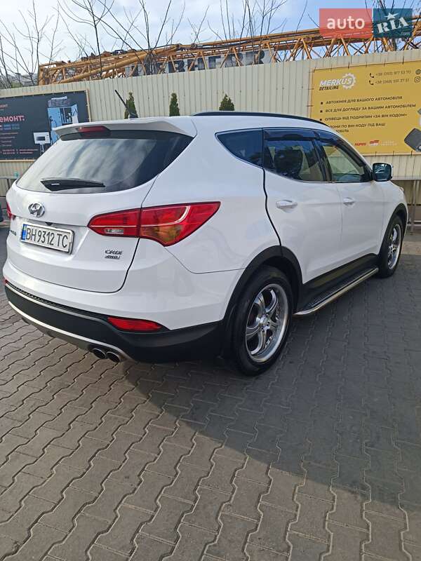 Внедорожник / Кроссовер Hyundai Santa FE 2014 в Одессе