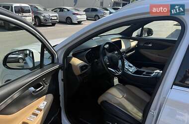 Внедорожник / Кроссовер Hyundai Santa FE 2021 в 