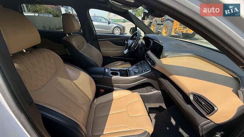 Внедорожник / Кроссовер Hyundai Santa FE 2021 в Киеве