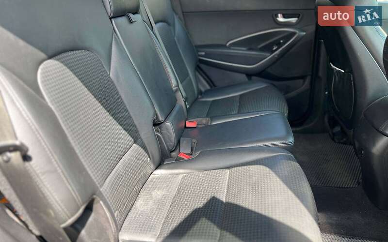 Внедорожник / Кроссовер Hyundai Santa FE 2013 в Ивано-Франковске