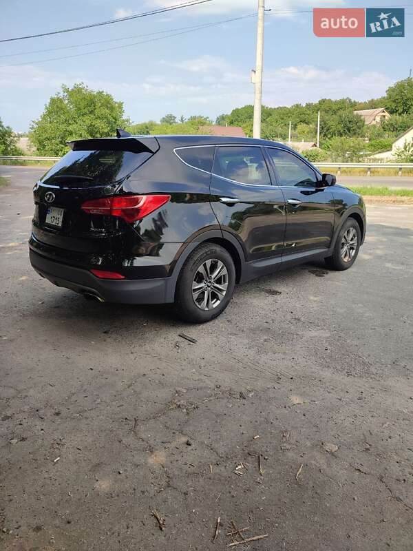 Внедорожник / Кроссовер Hyundai Santa FE 2014 в Обухове