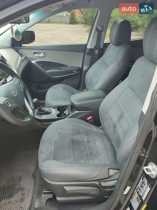 Внедорожник / Кроссовер Hyundai Santa FE 2014 в Обухове