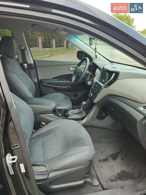 Внедорожник / Кроссовер Hyundai Santa FE 2014 в Обухове