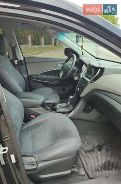 Внедорожник / Кроссовер Hyundai Santa FE 2014 в 